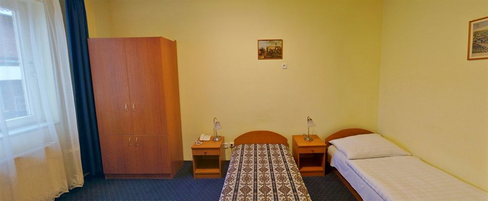 Corvin Hotel Győr Kültér fotó